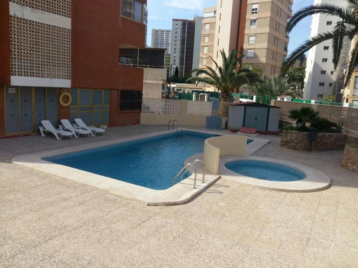 Apartamento Benidorm Bagian luar foto